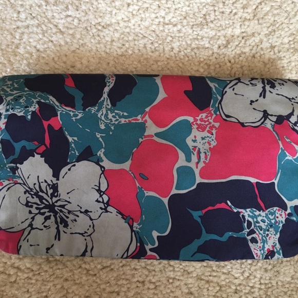 Sienna Ricchi Clutch Zip Wallet Pink And Blue - Picture 4 of 7